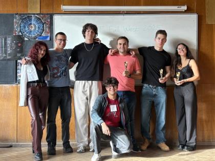 ТУЕС участва с два отбора в Есенния турнир по дебати и реч на английски в Благоевград